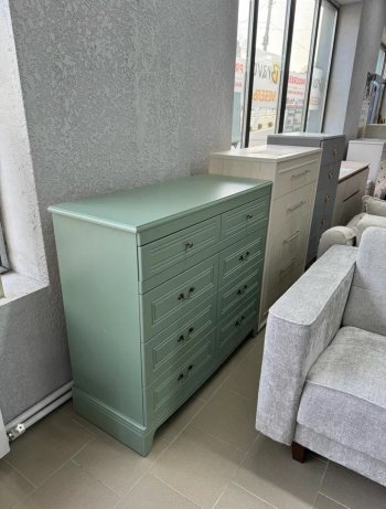 Комод 8 ящиков Лорето, зеленый самшит (БМ) в Реж - rezh.mebel-e96.ru